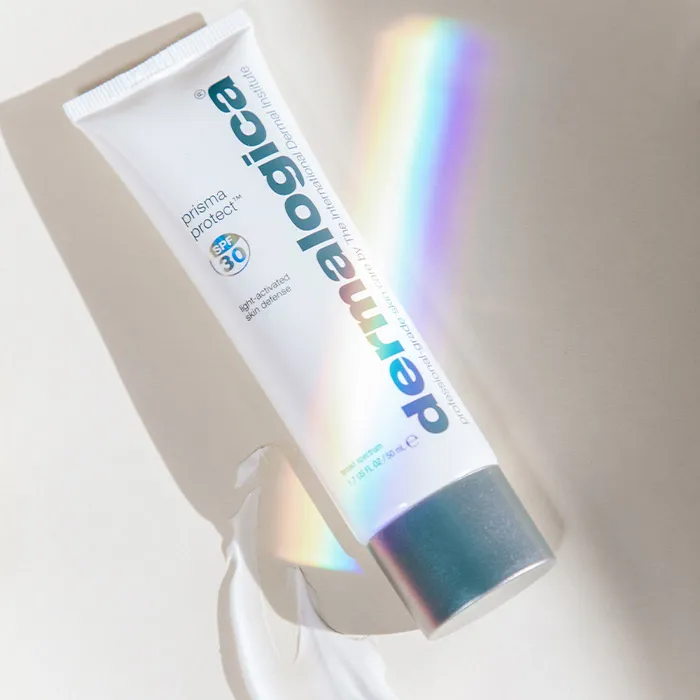 111331.c - Soma Laser - Skincare clinic - Pretoria - Customised skin and hair treatments. Stockists of Dermalogica, Lamelle, MD Lash Factor and Heliocare